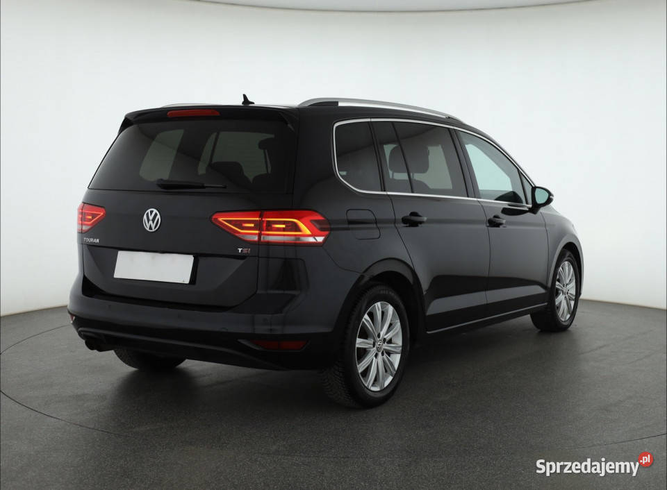 VW Touran 14 TSI światła LED Piaseczno