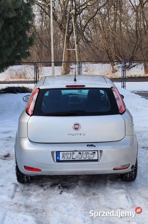 Fiat Punto 2012 2014 14 77 Wersja Young 77KM Czeladź