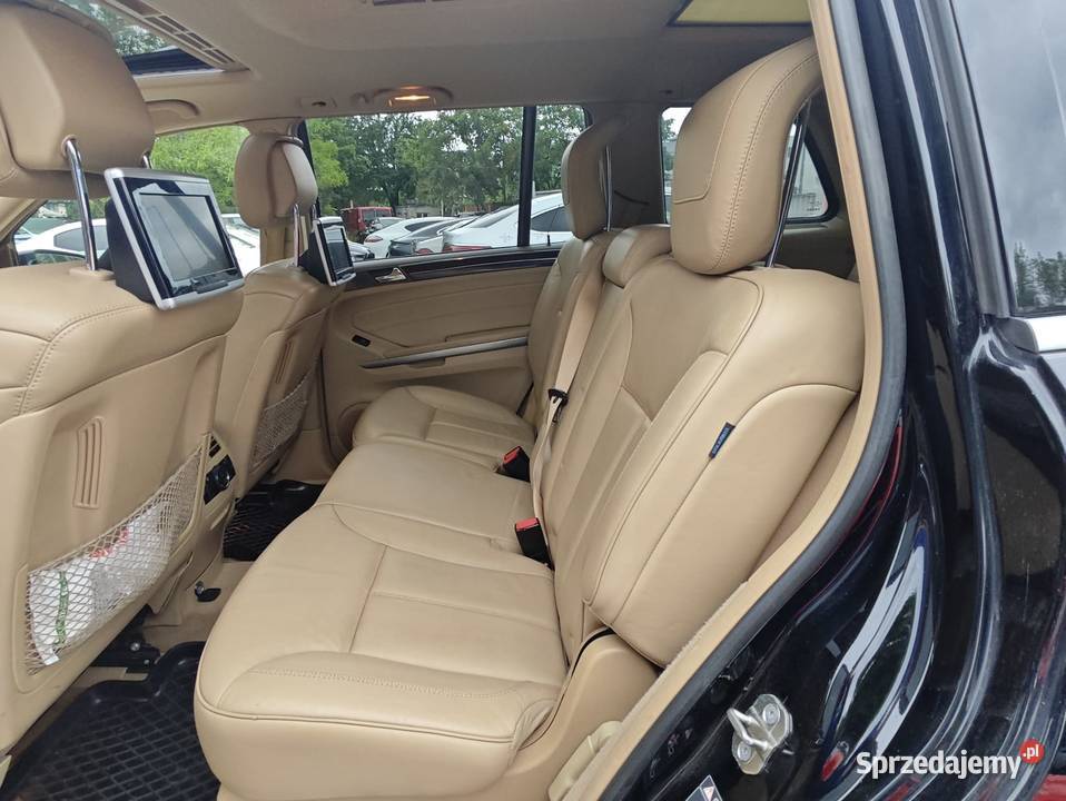 GL550 4Matic 7 MiejscBogate wyposażenie Przebieg benzyna+LPG mazowieckie Warszawa