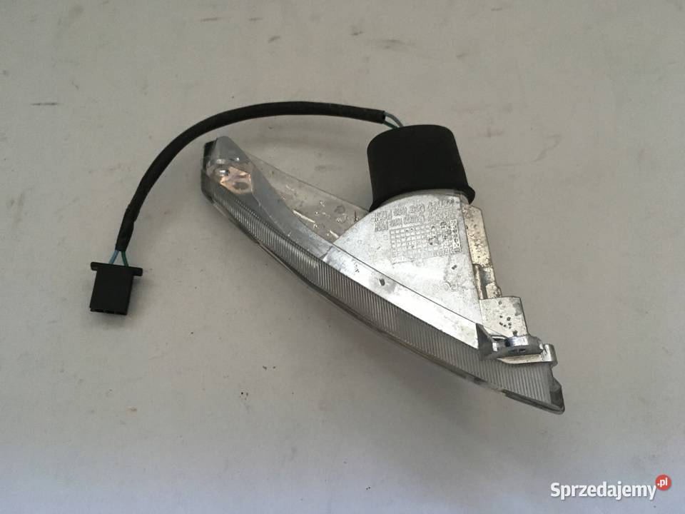 HONDA PES 125 i Kierunkowskaz Migacz prawy Łobżenica