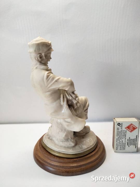 Figura Capodimonte sygnowana BMerli Tanio Pozostałe Gniezno