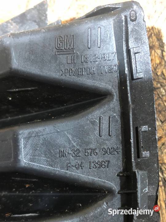 ATRAPA ZDERZAKA LEWA OPEL ZAFIRA B 13124987 Murzynowo sprzedam