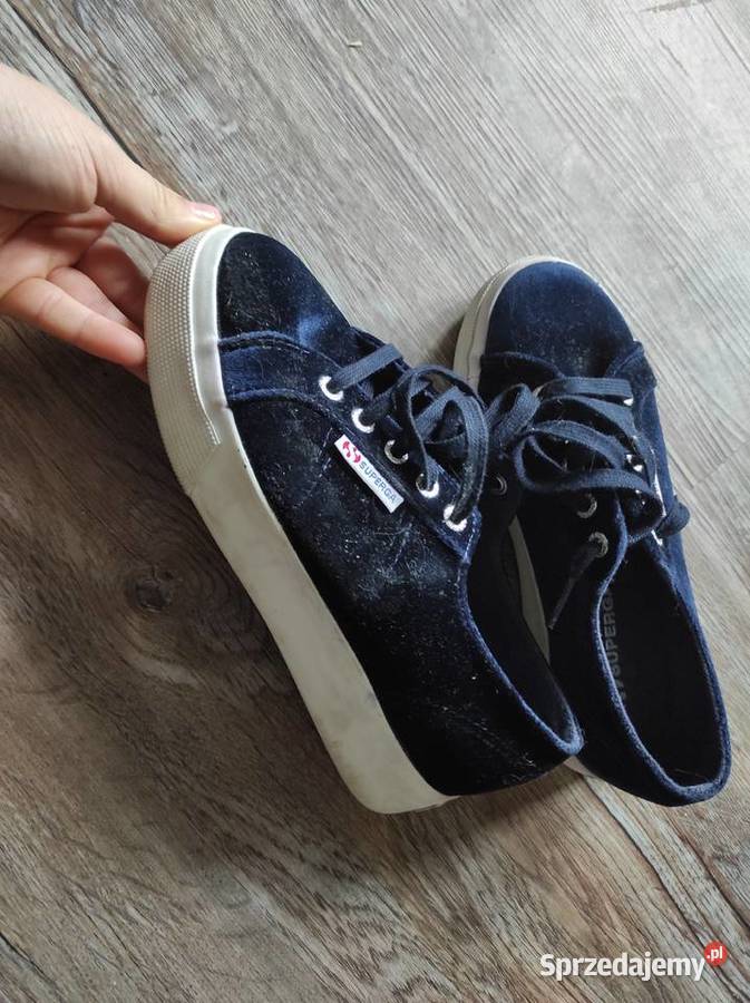 welurowe trampki granatowe superga 35 idealny Białka