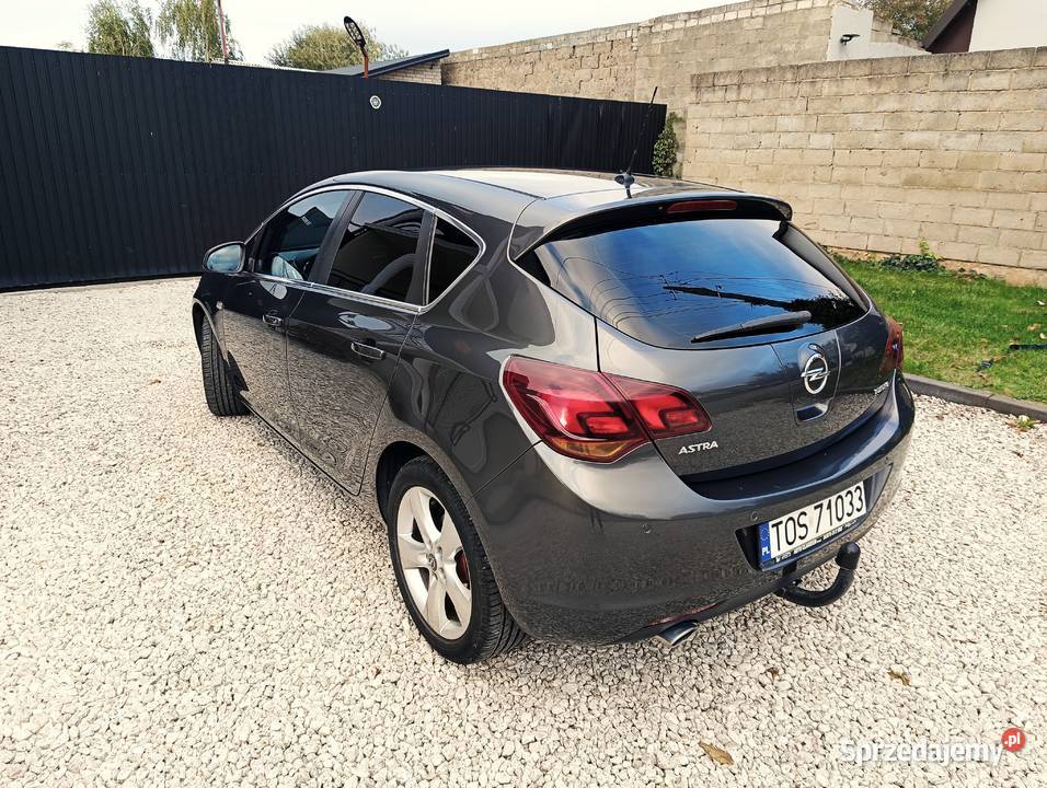 Opel Astra J 207700km sprzedam