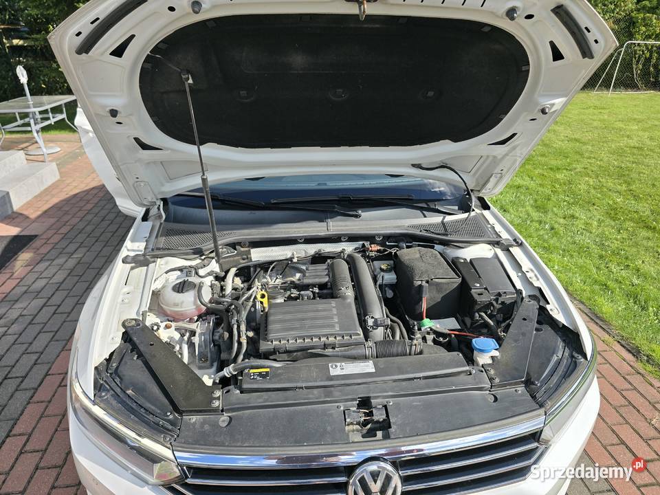 Volkswagen Passat B8 14 sedan biała perła mazowieckie Radzanowo sprzedam