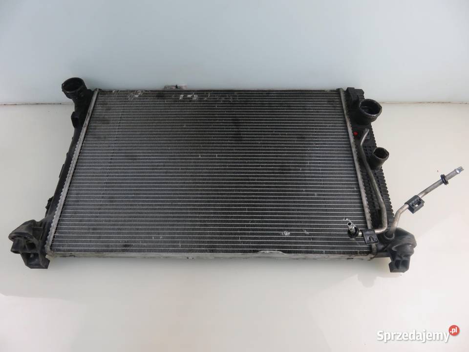CHŁODNICA WODY MERCEDES W204 C 200 CDI Chłodnie wody małopolskie