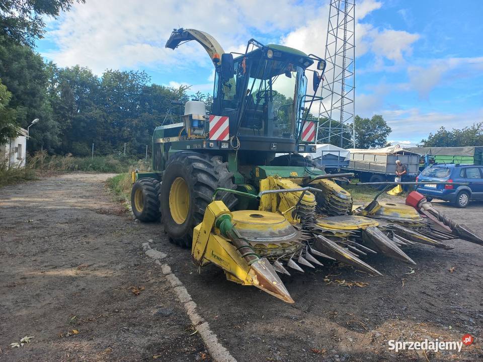 Sieczkarnia john deere 6810 Skoroszowice