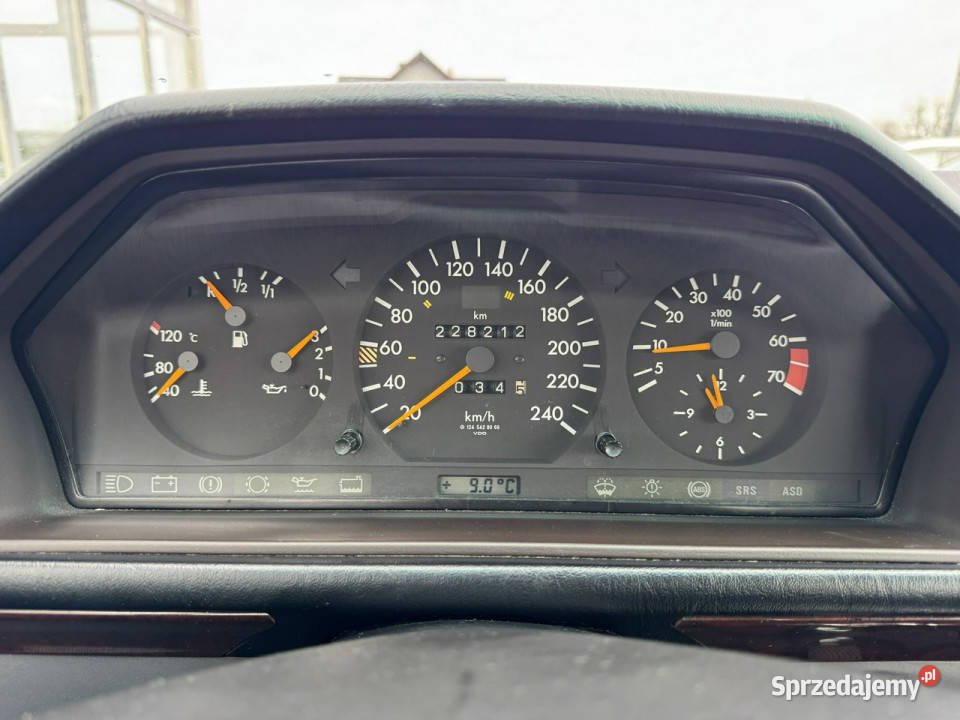 Mercedes E 200 CE klima automat W124 19841997 automatyczna Chełm Śląski