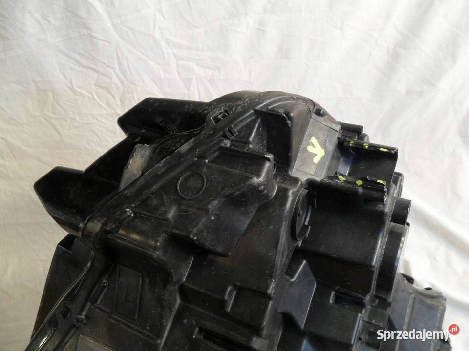 Reflektor Przód strona lewa Citroen C4 III eC4