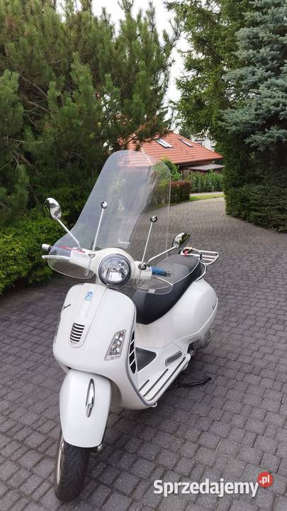 Vespa GTS 300