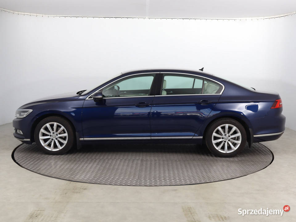 VW Passat 18 TSI światła przeciwmgielne Bielany Wrocławskie