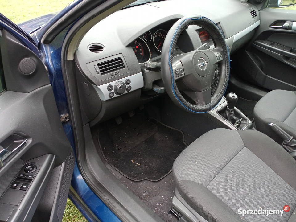 Opel Astra H 18i kombi klima 125KM Kielce