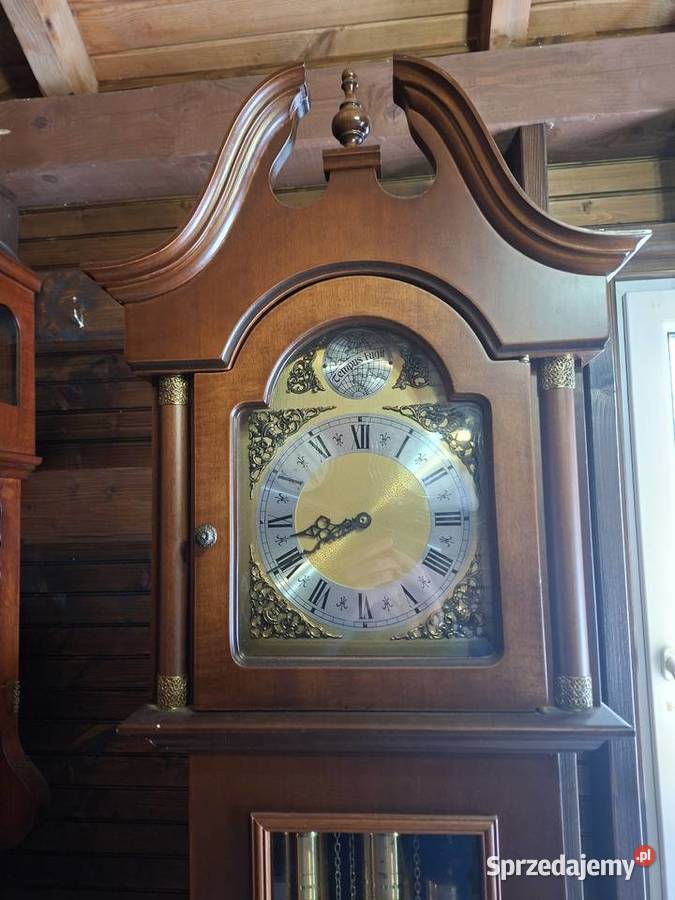 Kwadransowy zegar stojący Wyposażenie wnętrz