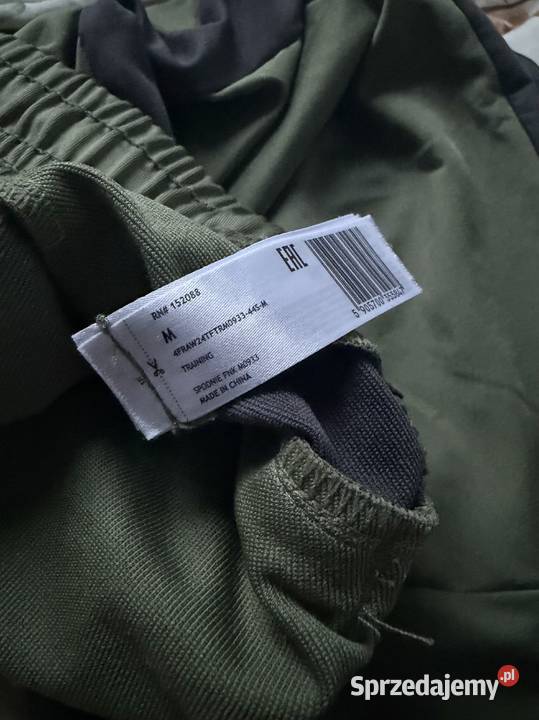 Komplet bluza i spodnie 4F M 178182 Rozmiar M