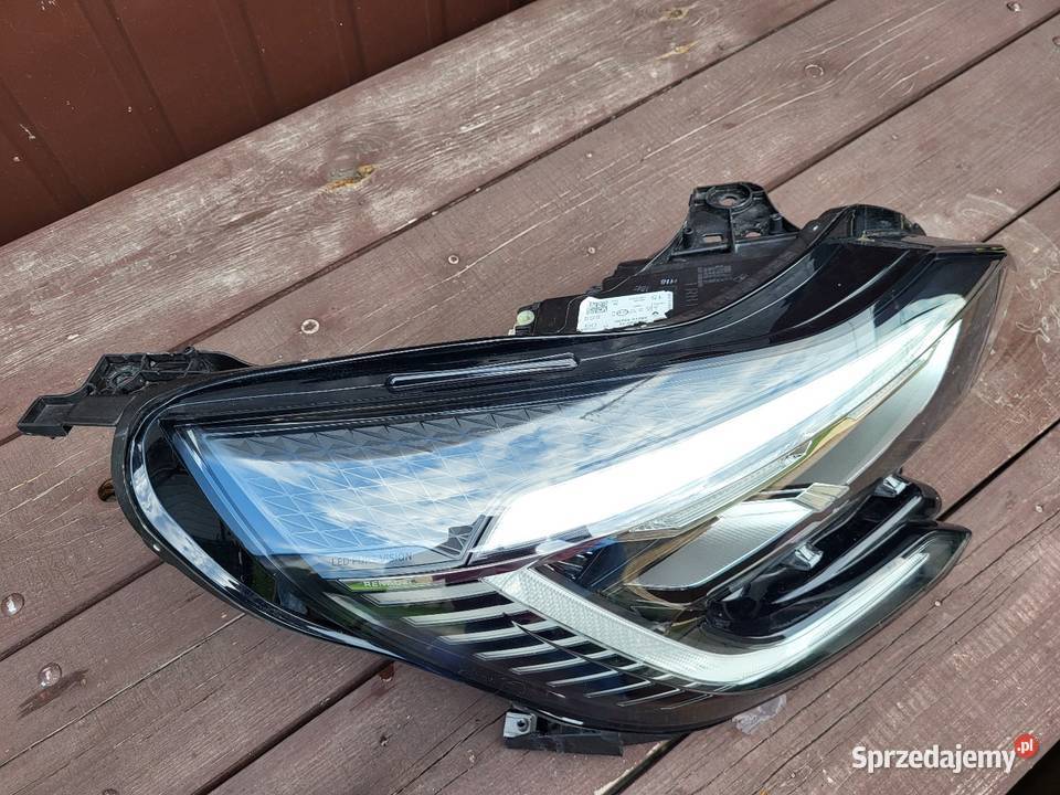 Renault Captur II reflektor lampa przod przednia Turek sprzedam