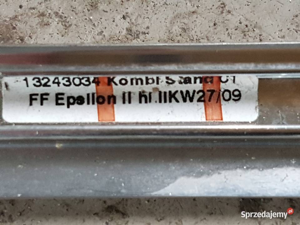 OPEL INSIGNIA KOMBI LISTWA DRZWI CHROM LEWY TYL Rok produkcji 2011 Turek