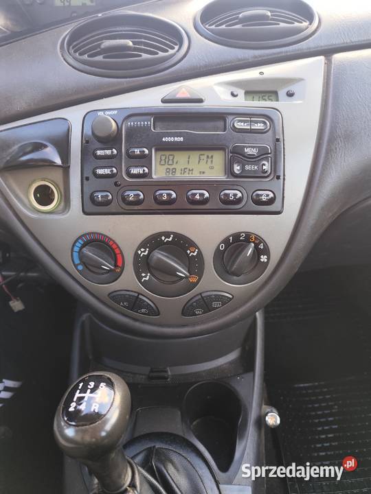 Ford Focus mk1 16 benzyna Rok produkcji 2002 mazowieckie Płock