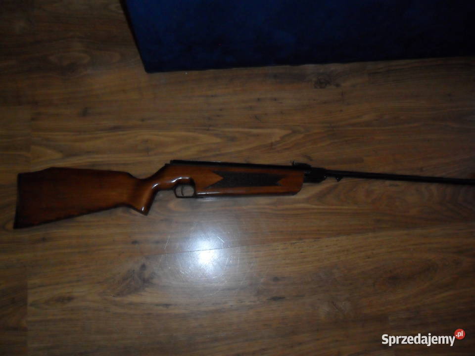 Wiatrówka SLAVIA 631 77 LUX