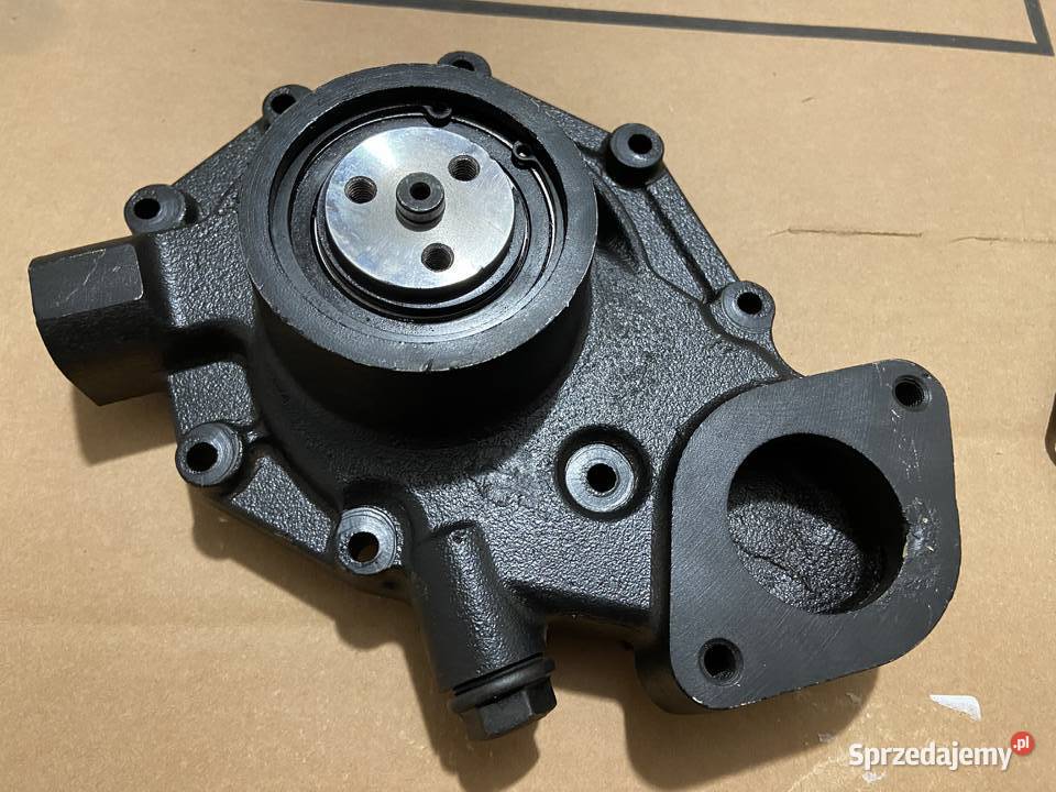 Pompa wody RE505980 John Deere Renault Części zamienne Rolnictwo Białystok