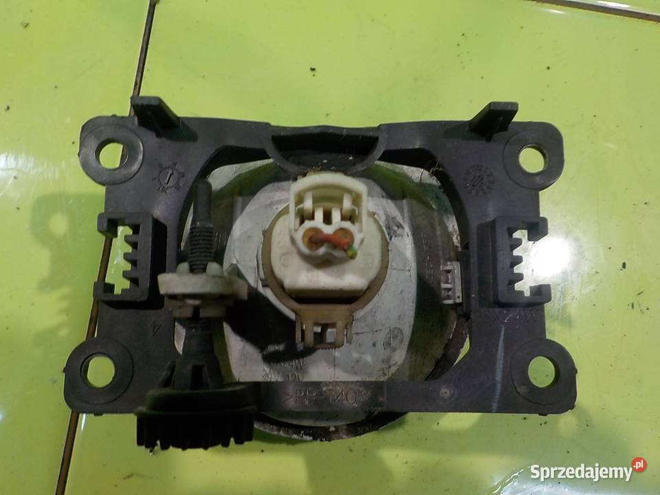 CITROEN DS3 16 HDI 11r HB 3D halogen prawy mazowieckie Suków