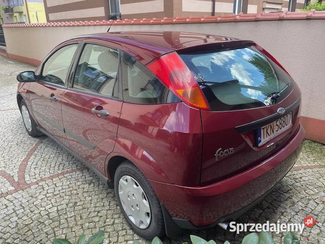 Ford Focus I AMBIENTE 5D 14 75 1999 130000 bordowy Końskie
