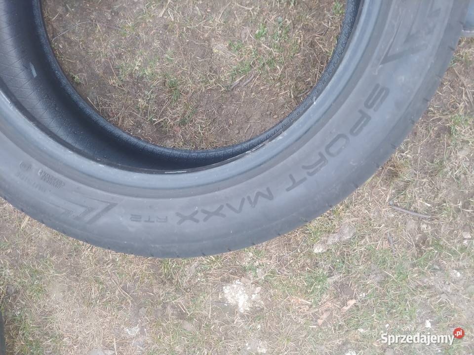 DUNLOP SPORT MAXX RT2 23550R18 97V