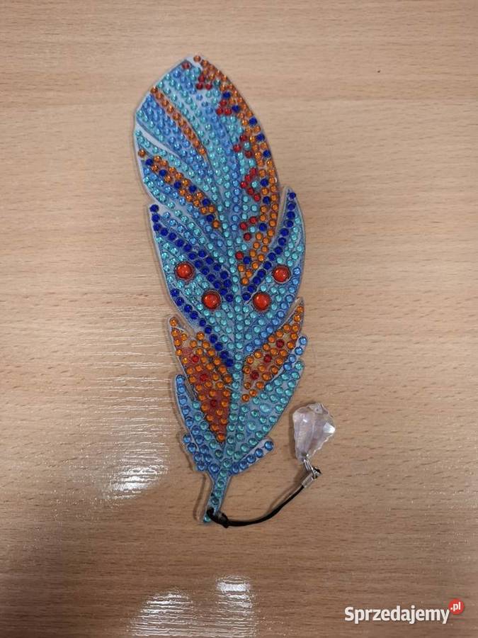 Zaklada wyklejana diamencikami