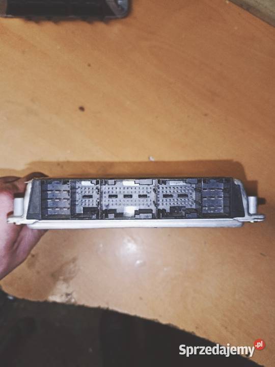 BMW E39 30 Komputer silnika 0 281 001 830 osobowe pomorskie Kartuzy