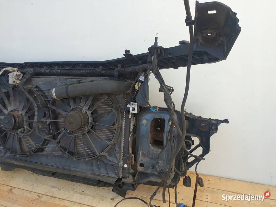 Chrysler Sebring III 20 D PRZEDNI PAS CHŁODNICE osobowe