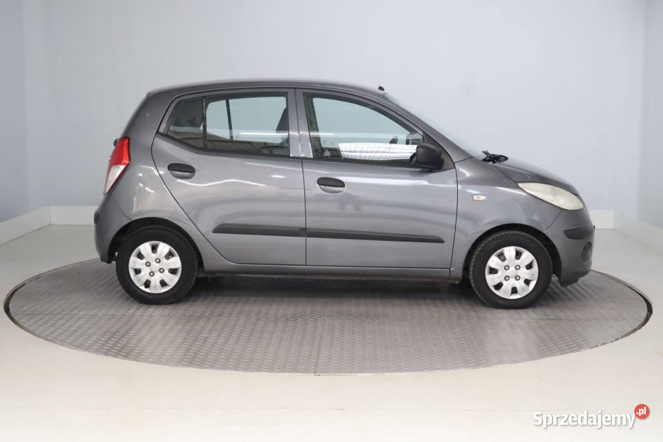 Hyundai i10 12