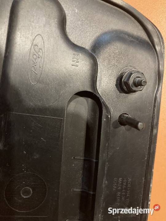 Ford Mustang wloty maski oryginał komplet prawy