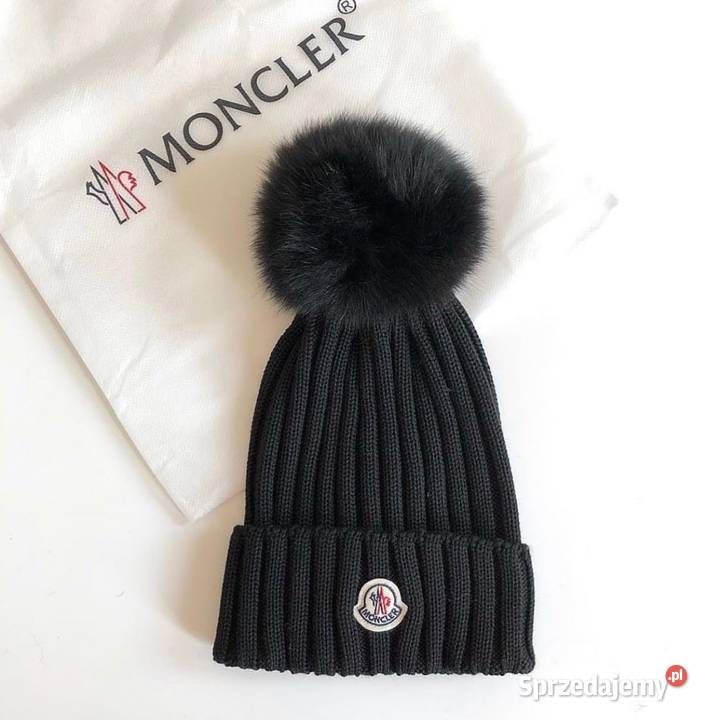Czapka z naturalnym futerkiem Moncler Dla kobiet Nakrycia głowy Gdynia