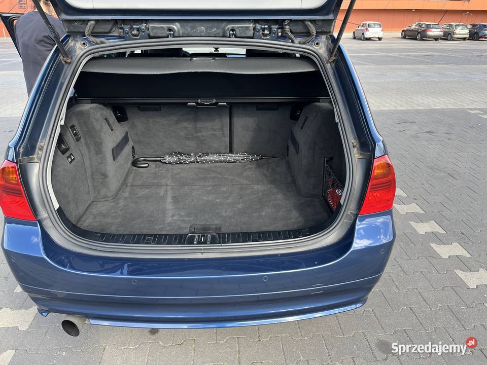 Zadbane BMW 318i nieuszkodzony sprzedam