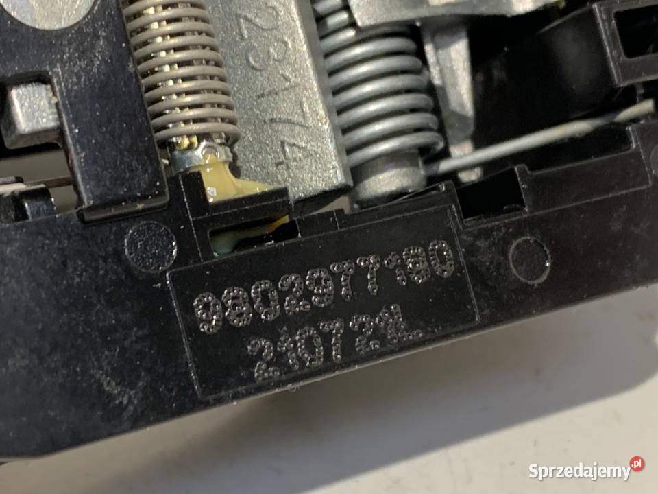 KLAMKA ZEWNĘTRZNA PRAWY TYŁ OPEL CROSSLAND