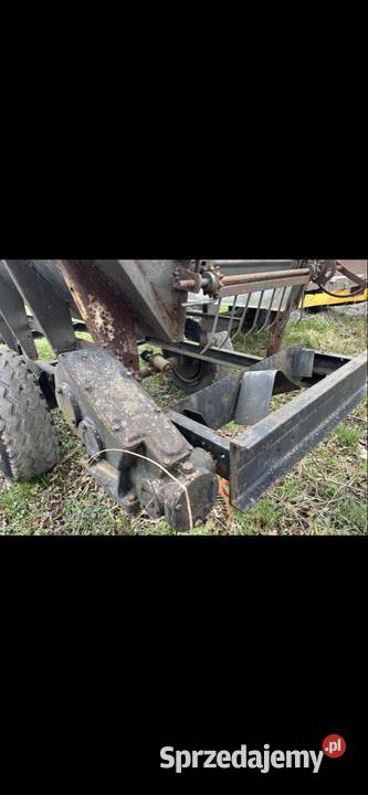 Rozsiewacz Piast RCW 3 nieuszkodzony Pieszyce sprzedam