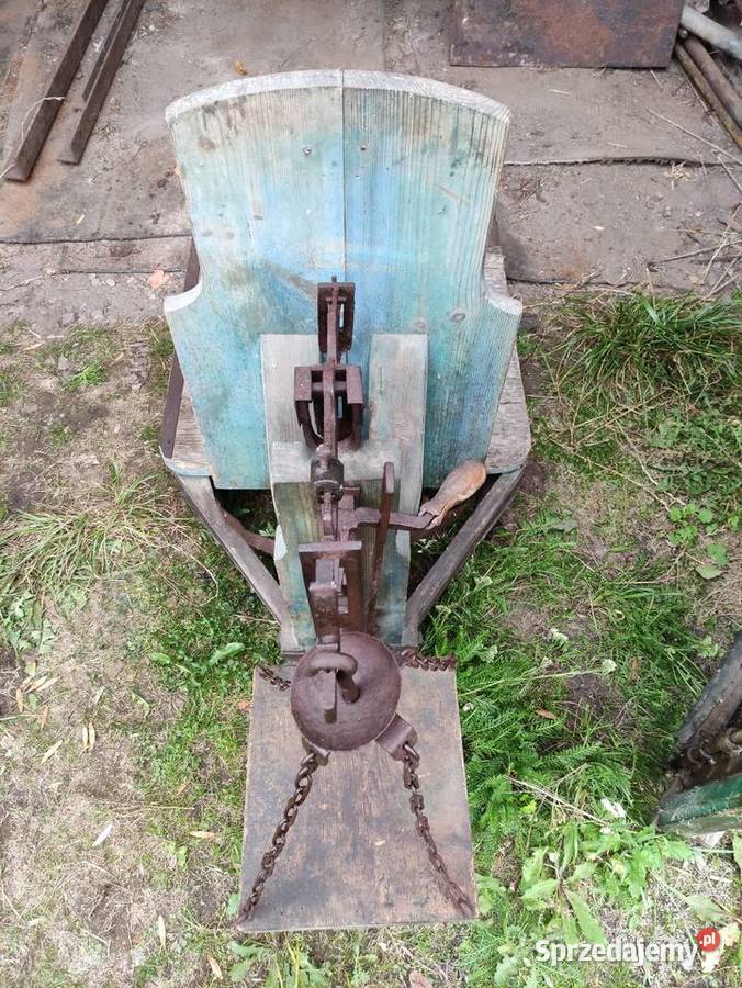 Waga stara na odważniki Przeworno