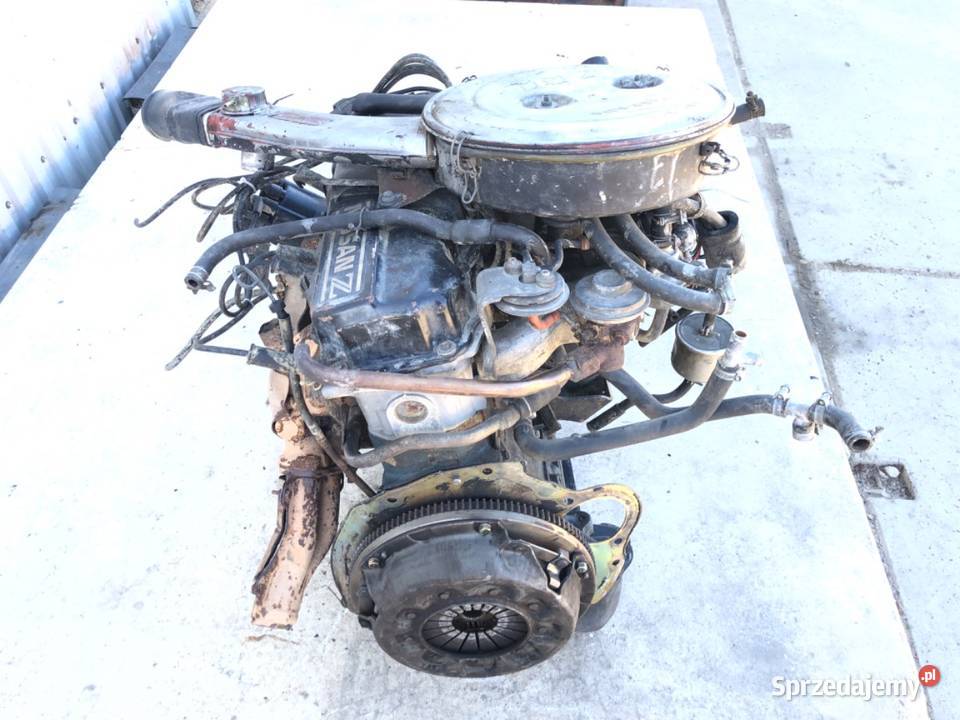 SILNIK NISSAN 24 101 Z24i 8696 TERRANO I