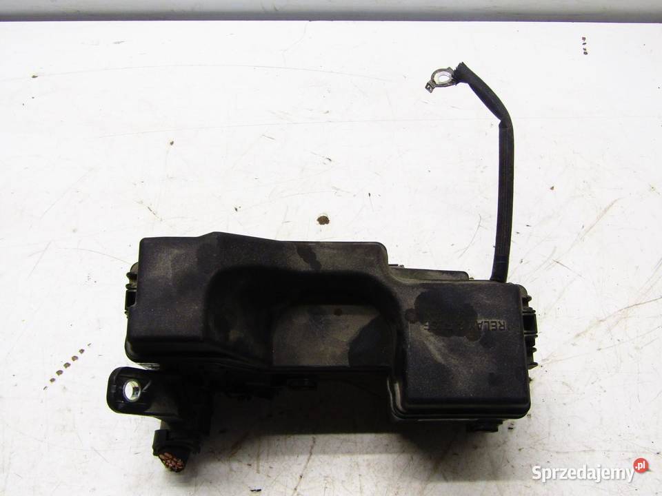 SKRZYNKA BEZPIECZNIKÓW 10 VTI CITROEN C1 II 108