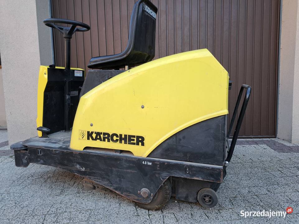 ZAMIATARKA SPALINOWA KARCHER 1050 Łoniewo
