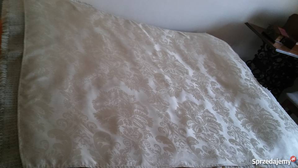 obrus obrusy na prezent beżowy złoty Gdańsk