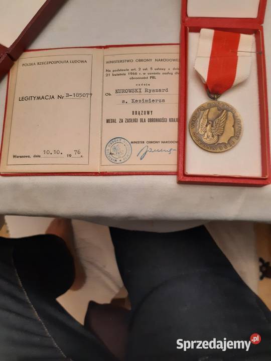 Piękne 4 medale PRL Warszawa sprzedam