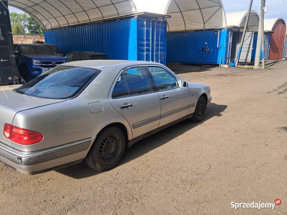 Mercedes Benz W210 Tyniec nad Ślęzą