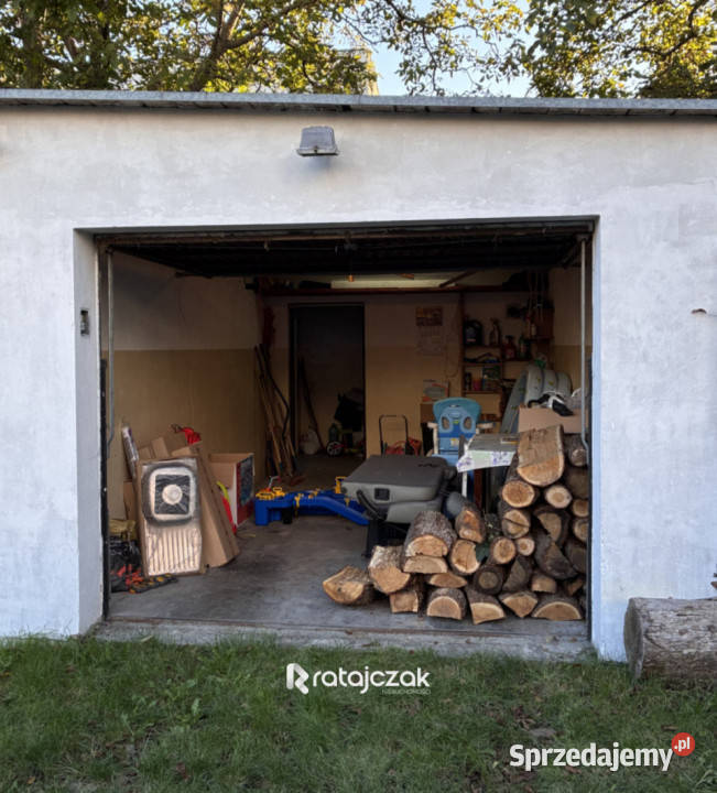 Sprzedam mieszkanie 63m2 2 pokojowe Rumia Rok budowy 1937