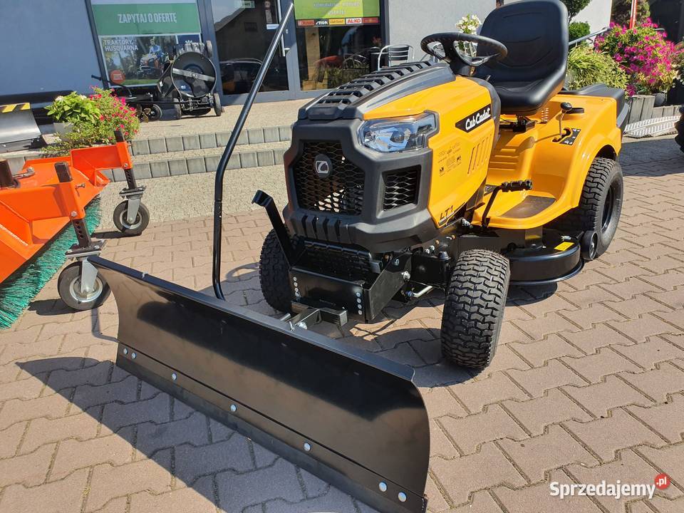 MiniTraktorek kosiarka pług śnieżny Cub Cadet Kobiele Wielkie sprzedam