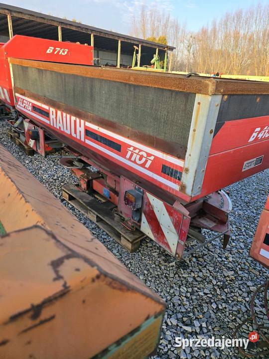 Rozsiewacz nawozu RAUCH ALPHA 1101DELTA 2000 Rozsiewacze nawozów