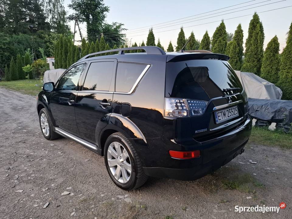Mitsubishi Outlander II Lift 2011 22 DID 177 7 światła przeciwmgielne łódzkie Tomaszów Mazowiecki sprzedam