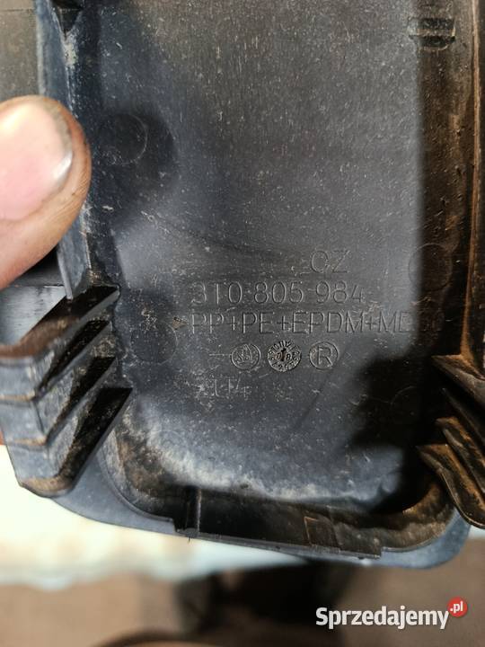 Zaślepka Nadkola Prawa Skoda Superb II 3T0805984 Olchowa