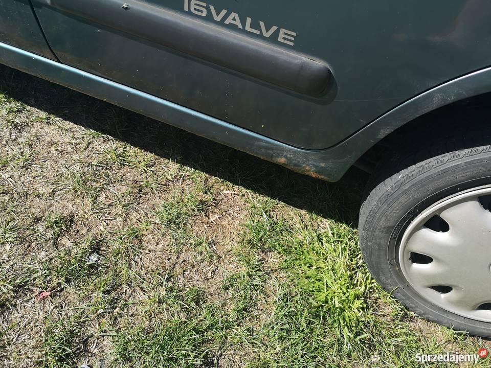 Nissan micra k11 1995r 75 sprawny opłaty Karczmy