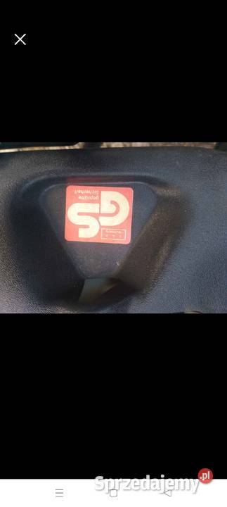 Osiem szwajcarskich dizajnerskich krzeseł firmy 82cm