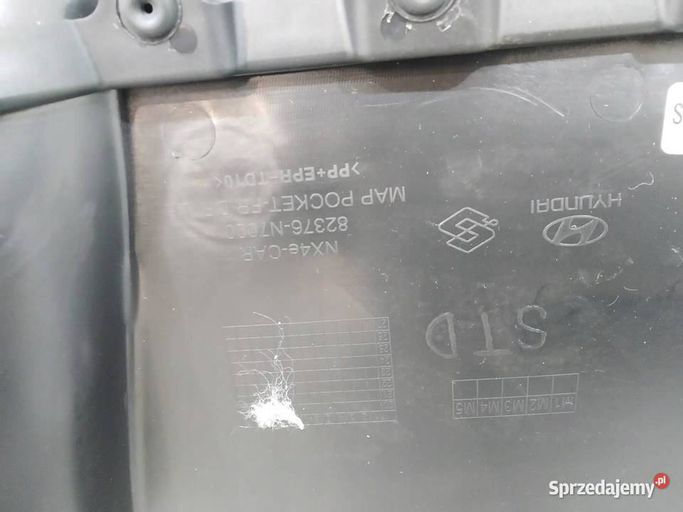 TAPICERKA BOCZEK LEWY PRZÓD KIEROWCY NX4 Hyundai